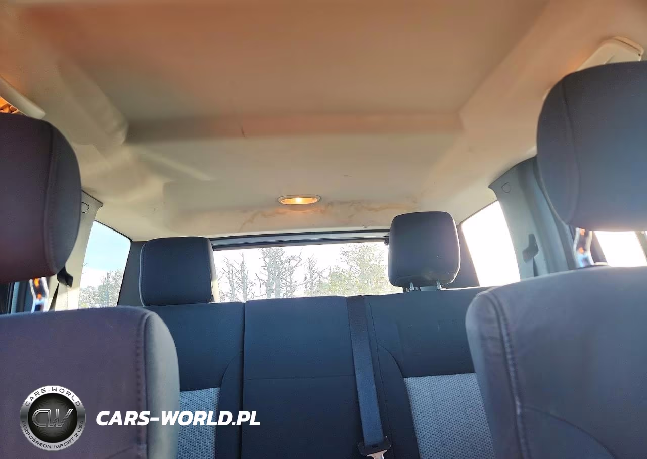 2010 Jeep Liberty Sport VIN:1J4PN2GK1AW177667 - 10