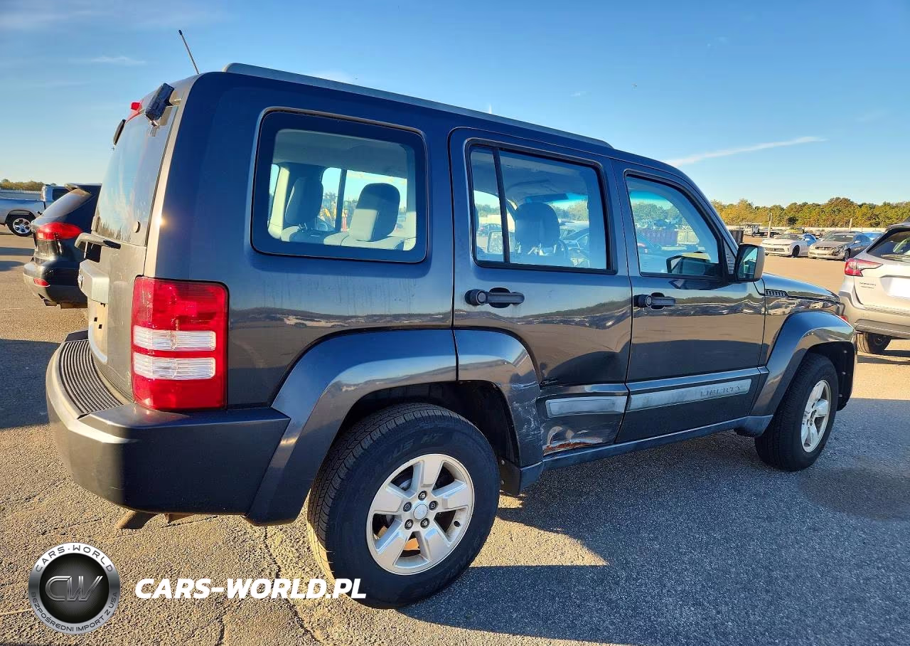 2010 Jeep Liberty Sport VIN:1J4PN2GK1AW177667 - 3