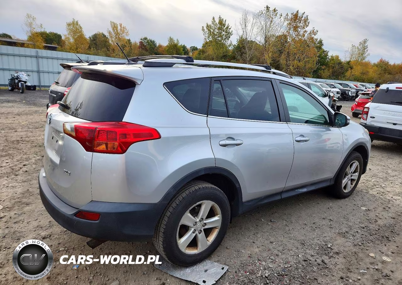 2013 Toyota Rav4 Xle VIN:2T3RFREV9DW071875 - 3
