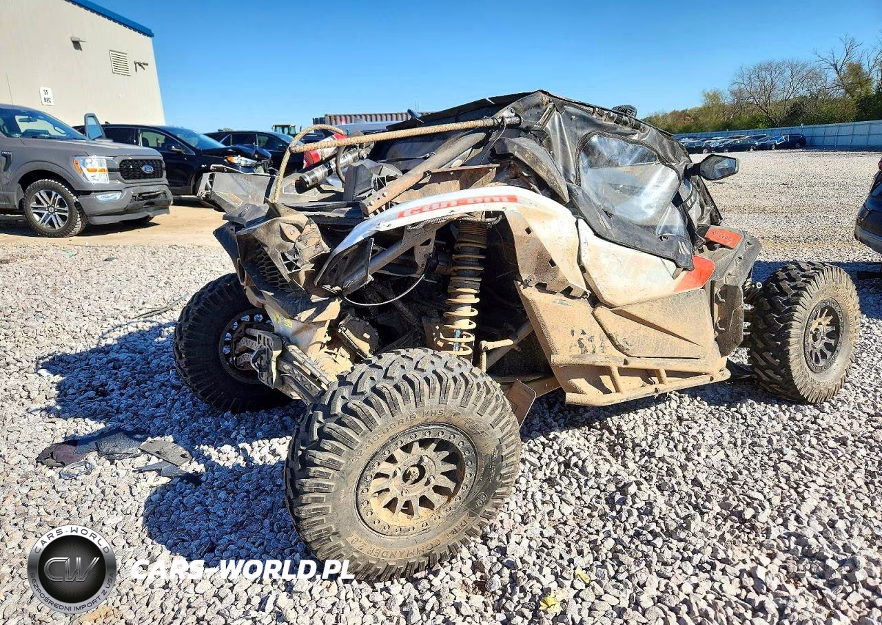 2019 Can-Am Maverick X3 Utility Vehicle VIN:3JBVXAW4XKK002063 - 4