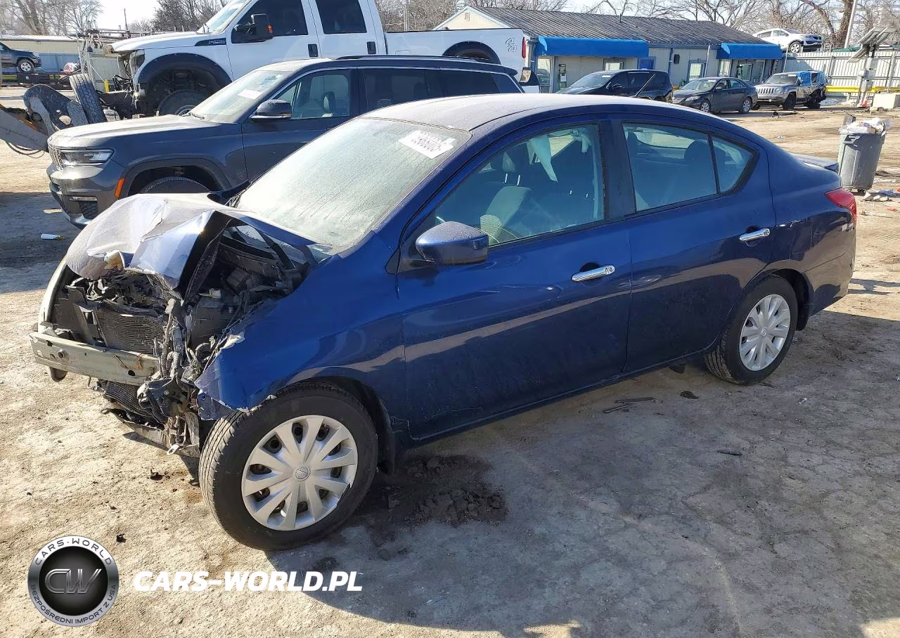 2019 Niss Versa