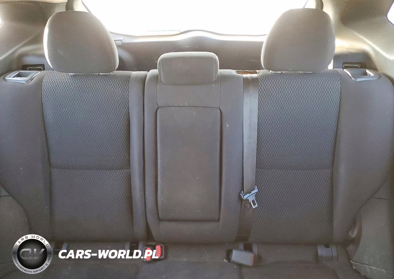 2017 Nissan Rogue Sport S VIN:JN1BJ1CP2HW014353 - 10