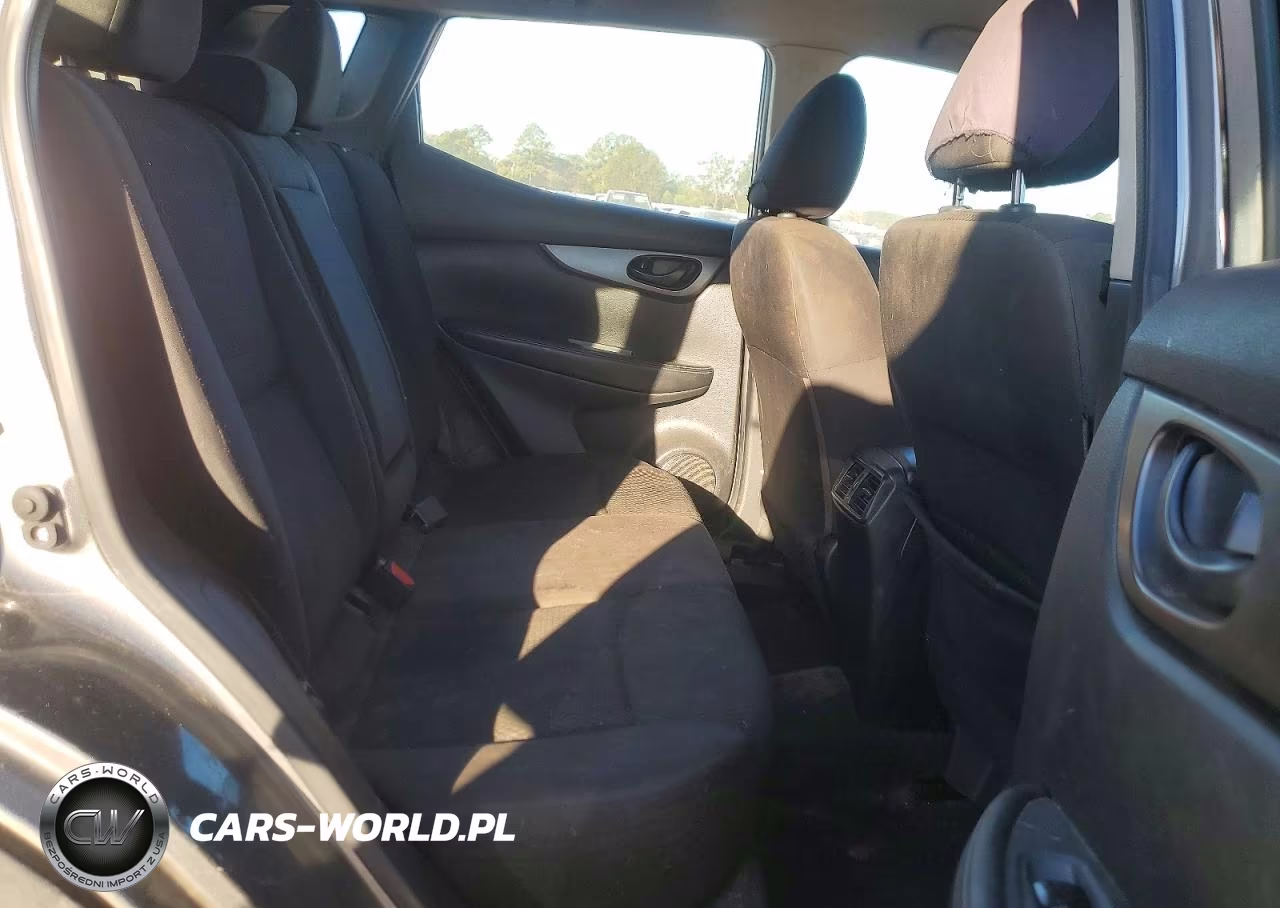 2017 Nissan Rogue Sport S VIN:JN1BJ1CP2HW014353 - 11