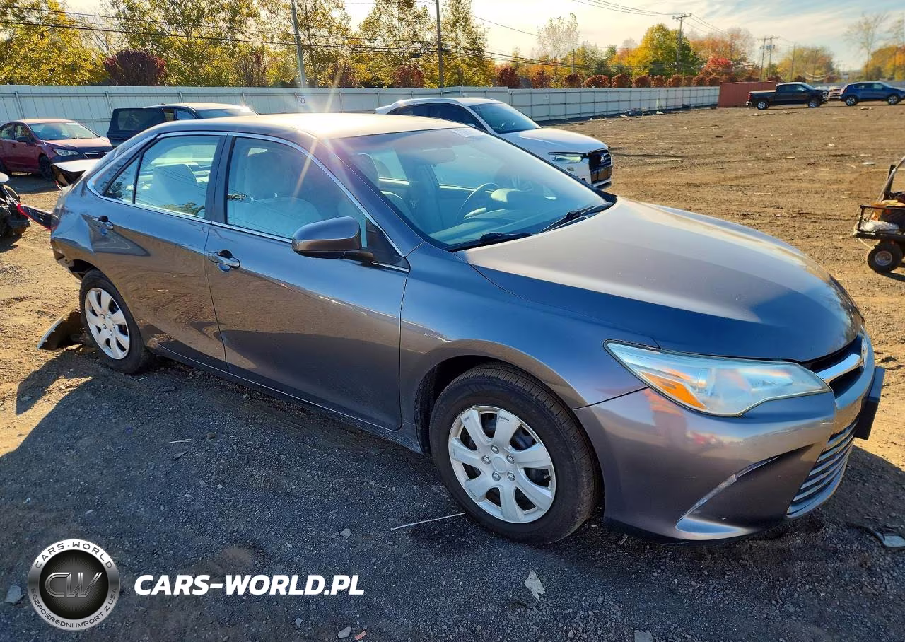 2016 Toyota Camry Le VIN:4T4BF1FK2GR563979 - 4