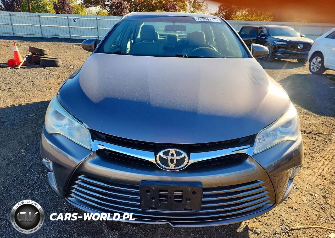 2016 Toyota Camry Le VIN:4T4BF1FK2GR563979 - 5