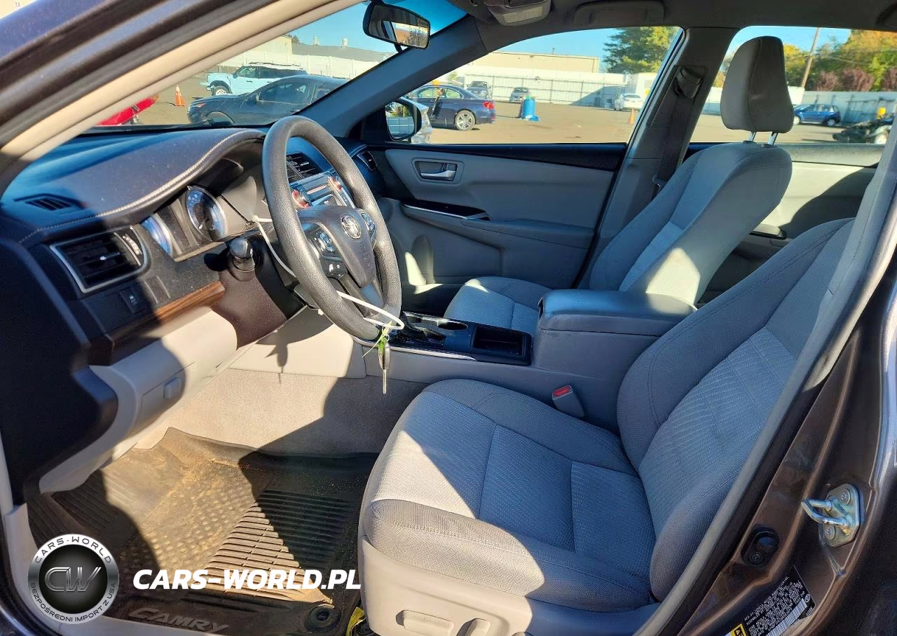2016 Toyota Camry Le VIN:4T4BF1FK2GR563979 - 7