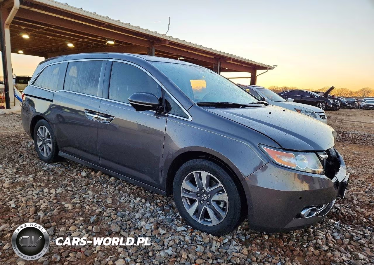 2016 Honda Odyssey Touring VIN:5FNRL5H99GB159349 - 4