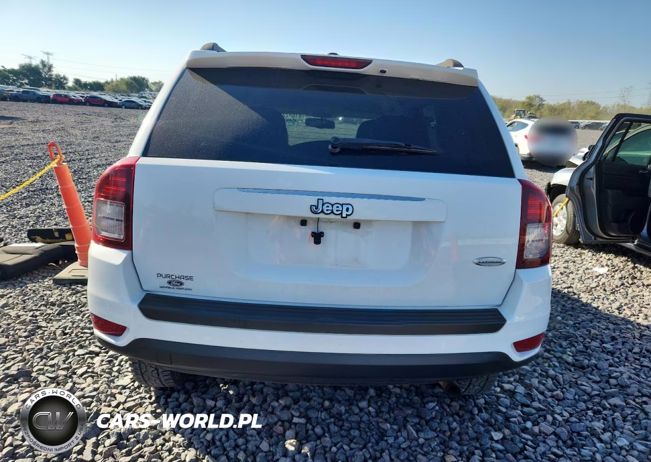 2017 Jeep Compass Latitude VIN:1C4NJCEA4HD116151 - 6