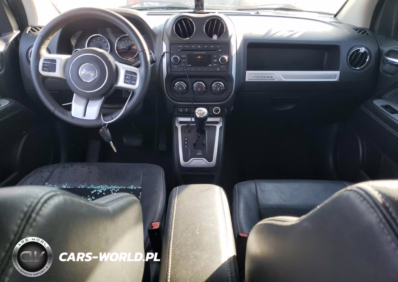 2017 Jeep Compass Latitude VIN:1C4NJCEA4HD116151 - 8