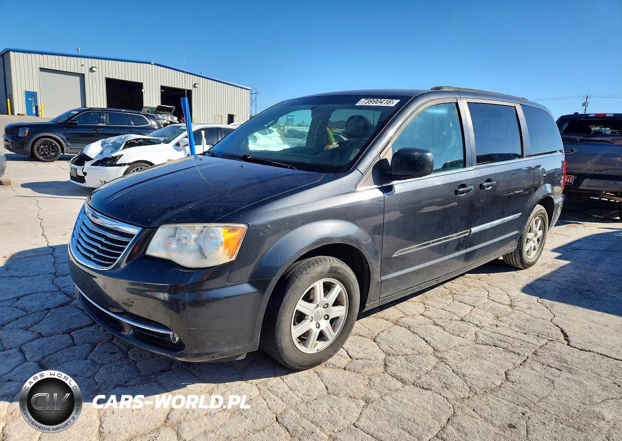2012 Chrysler Town & Country Touring