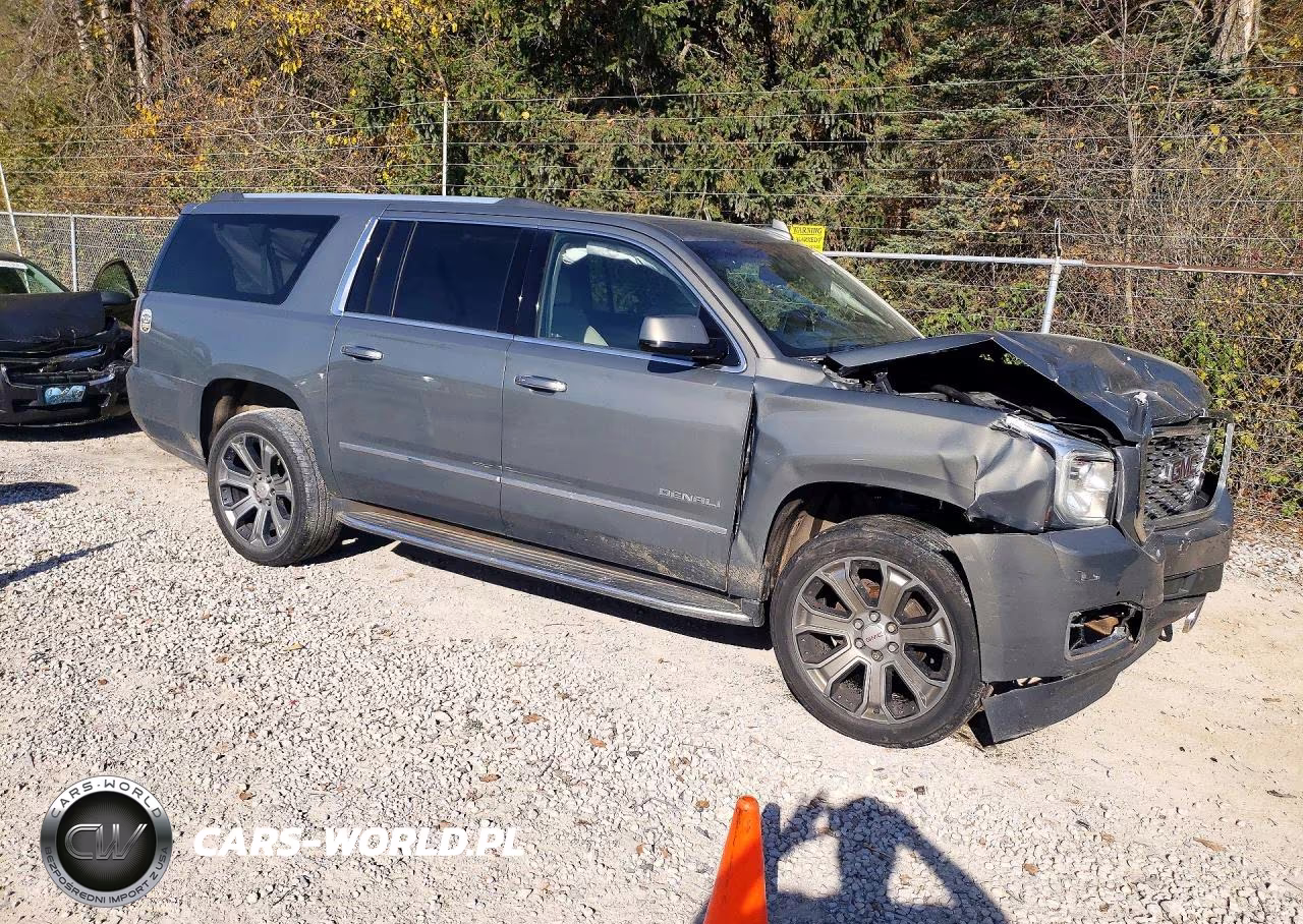 2018 GMC Yukon Xl Denali VIN:1GKS2HKJ3JR252639 - 4