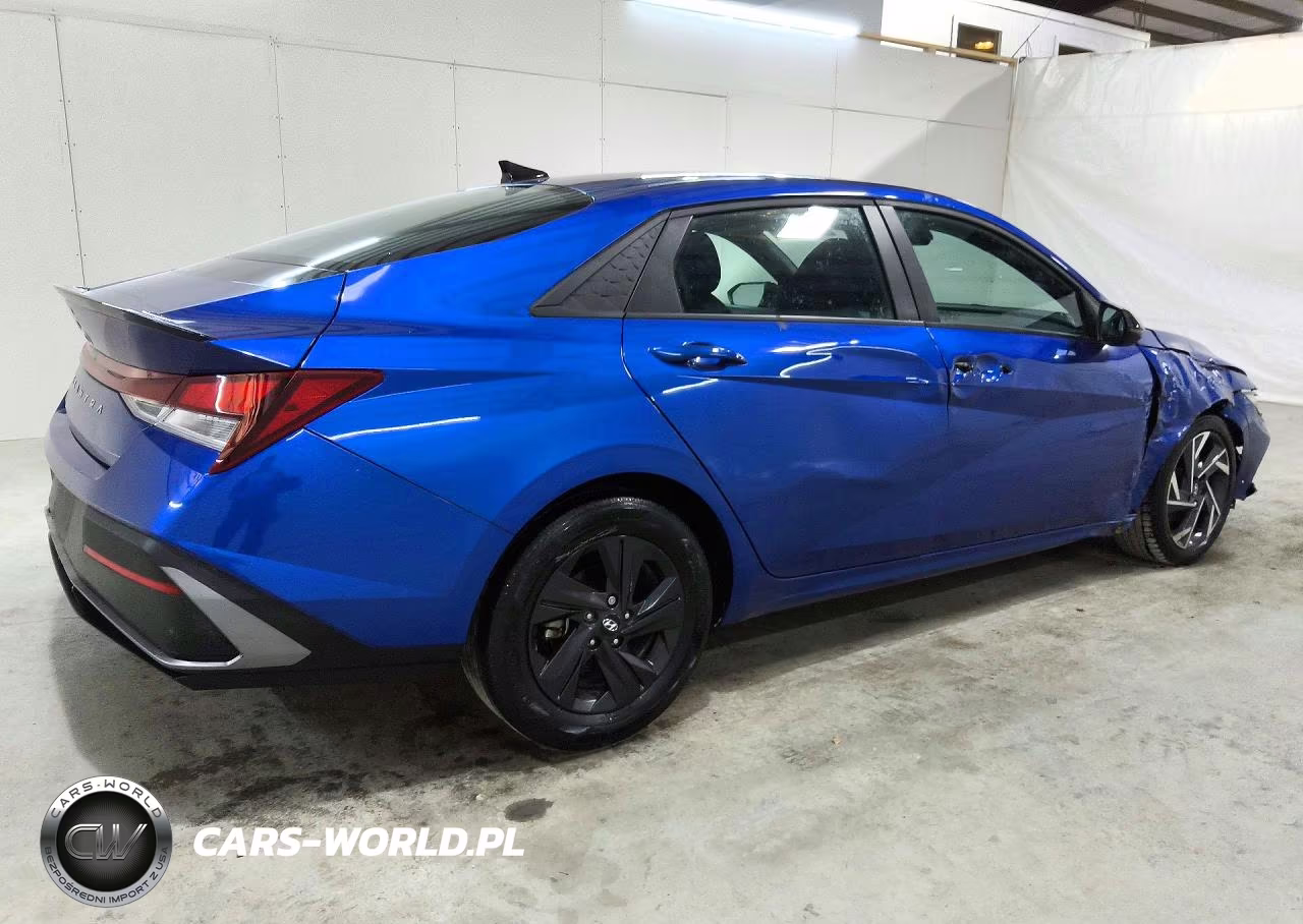 2025 Hyundai Elantra Sel Sport VIN:KMHLM4DG9SU977371 - 3