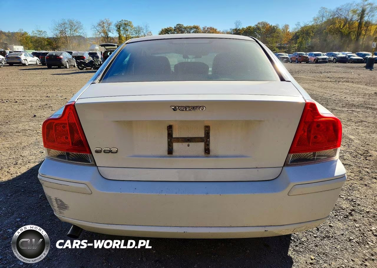 2005 Volvo S60 VIN:YV1RS612152427777 - 6