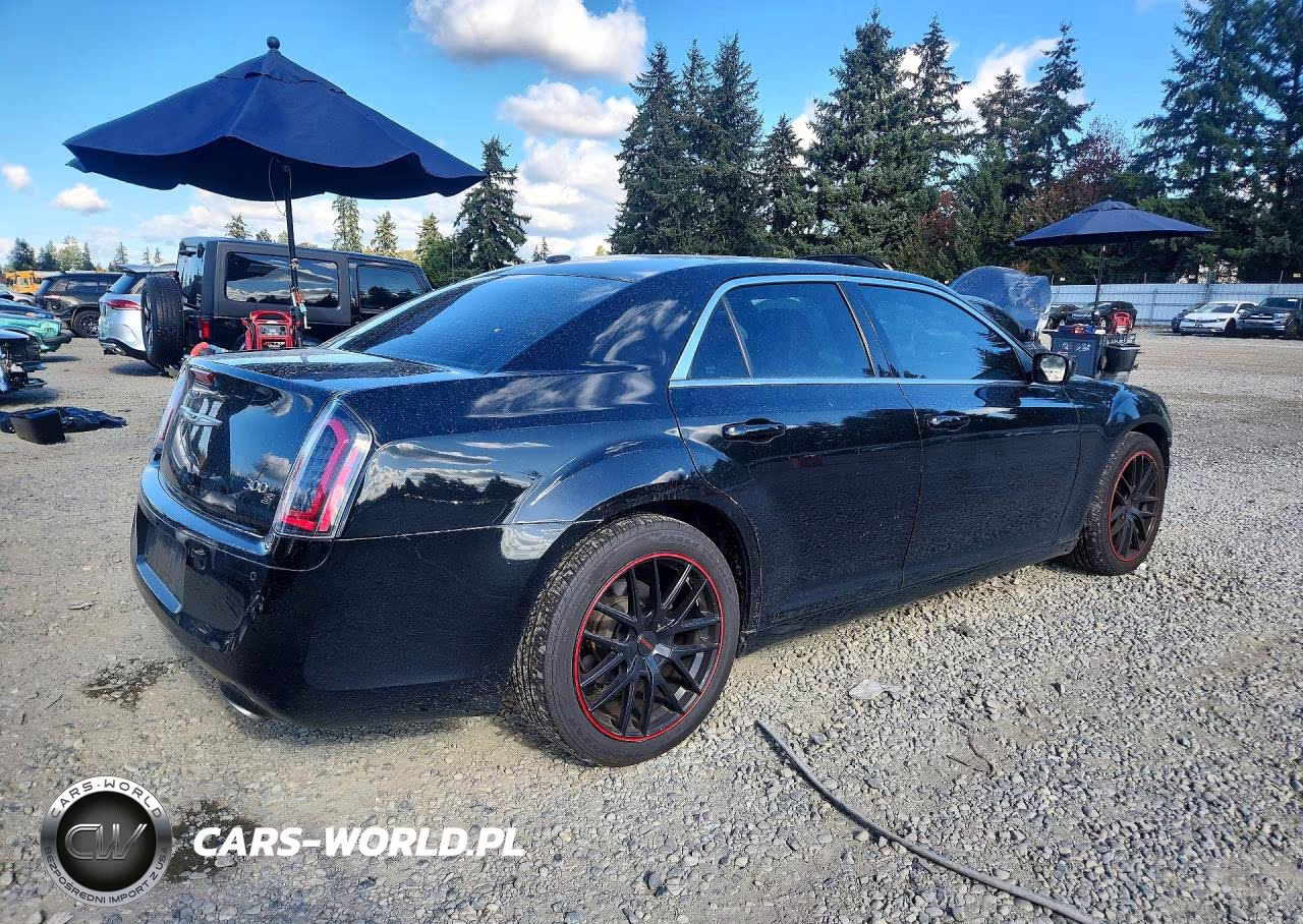 2012 Chrysler 300 S VIN:2C3CCABG3CH264273 - 3