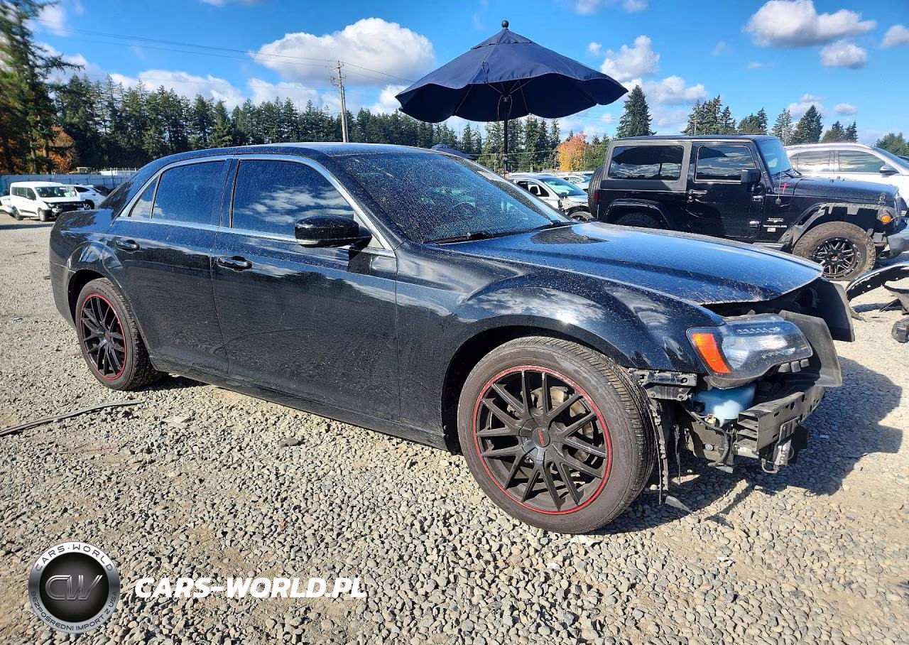 2012 Chrysler 300 S VIN:2C3CCABG3CH264273 - 4