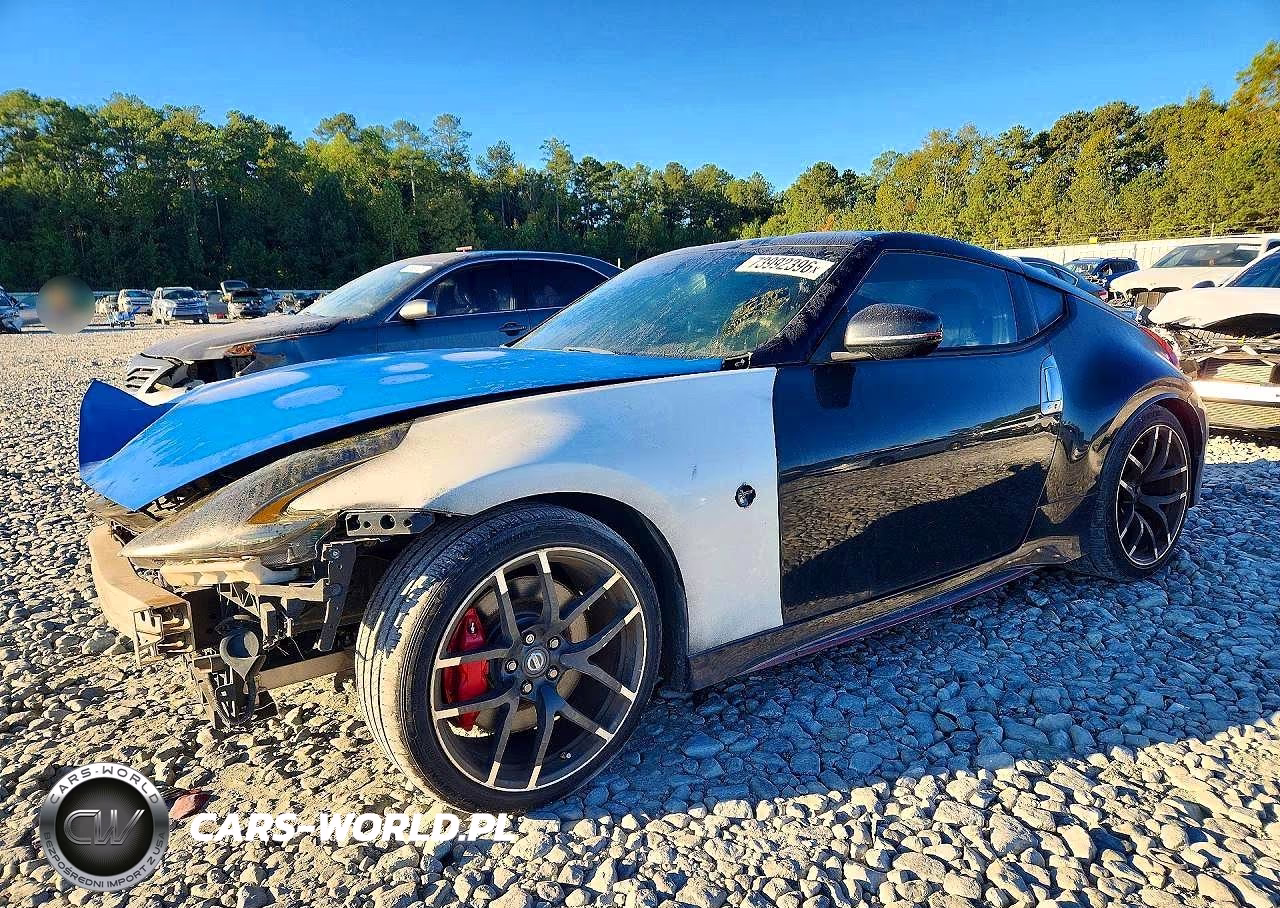 2015 Nissan 370Z Nismo Tech