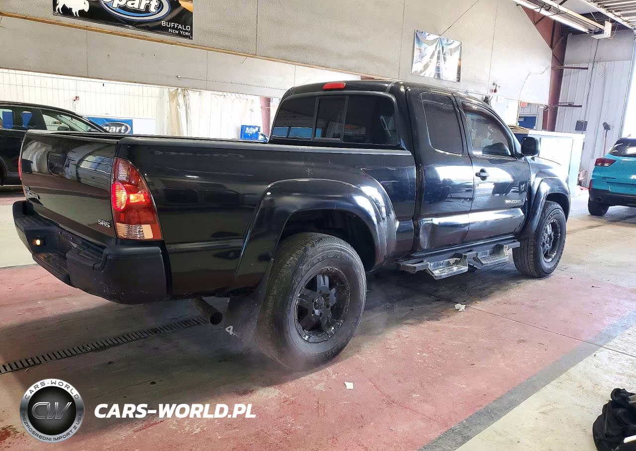 2005 Toyota Tacoma Base VIN:5TEUX42N05Z115346 - 3