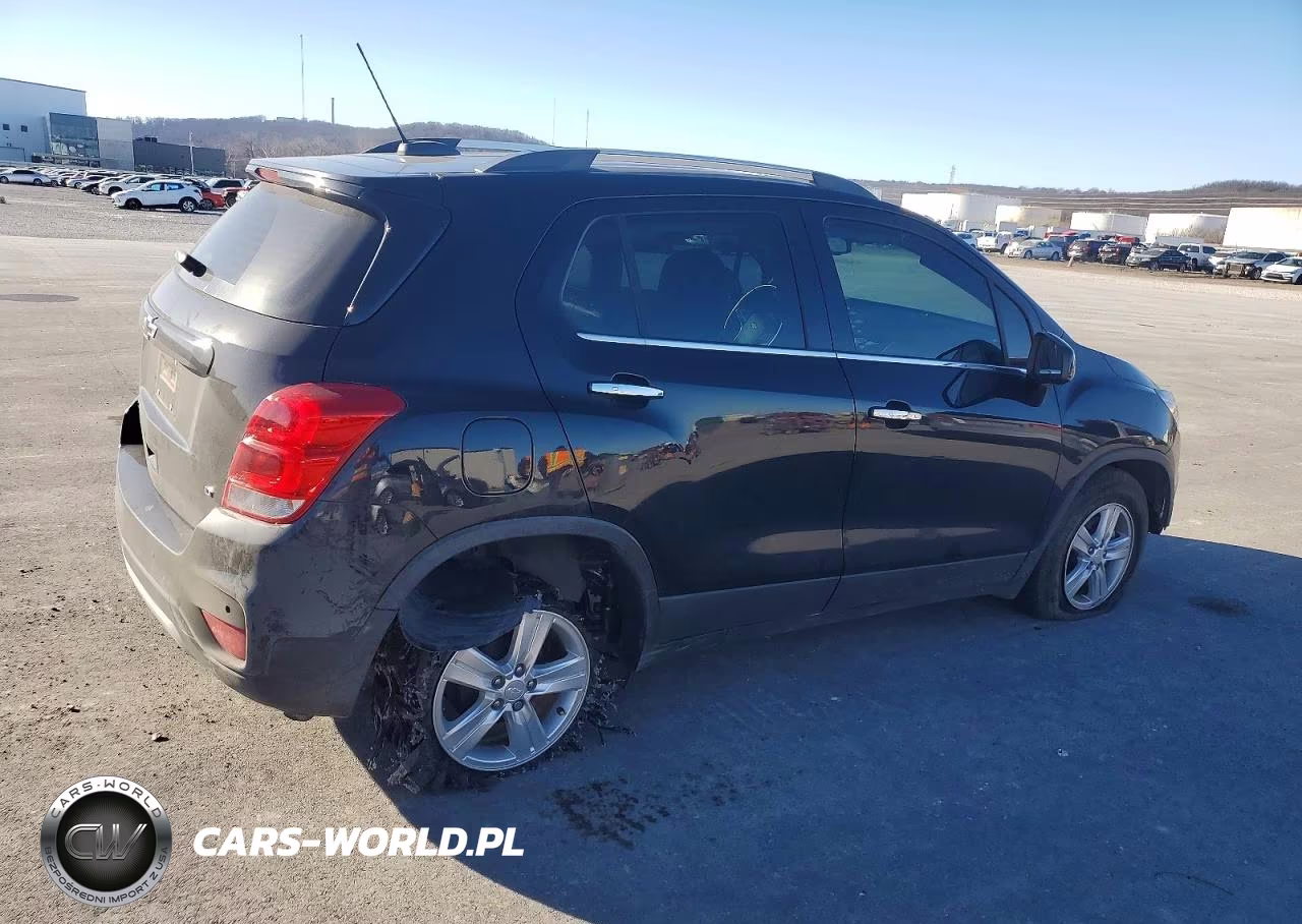 2017 Chevrolet Trax 1Lt VIN:3GNCJLSB8HL271209 - 3