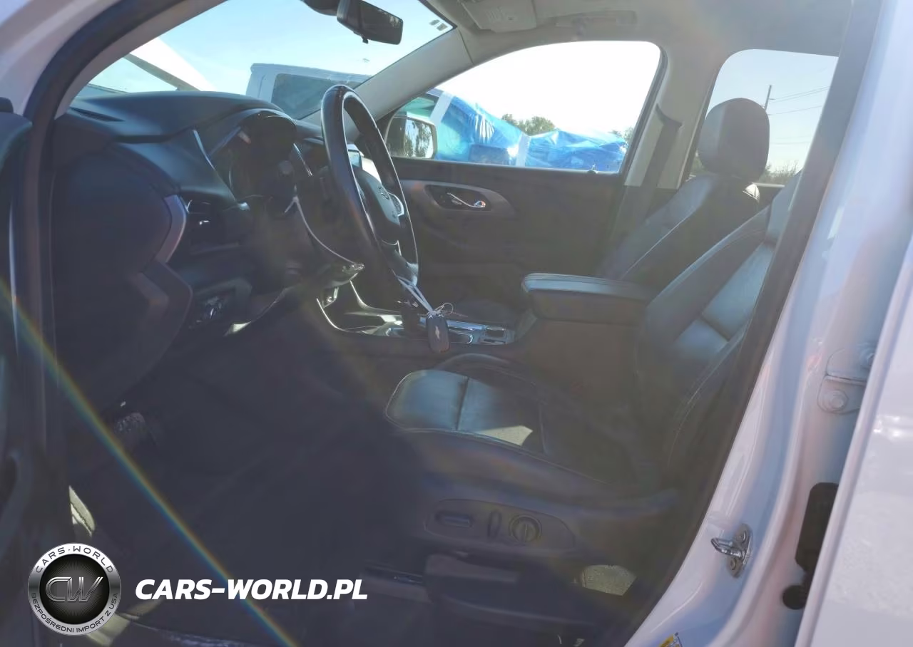 2021 Chevrolet Traverse Premier VIN:1GNERKKW4MJ181877 - 7