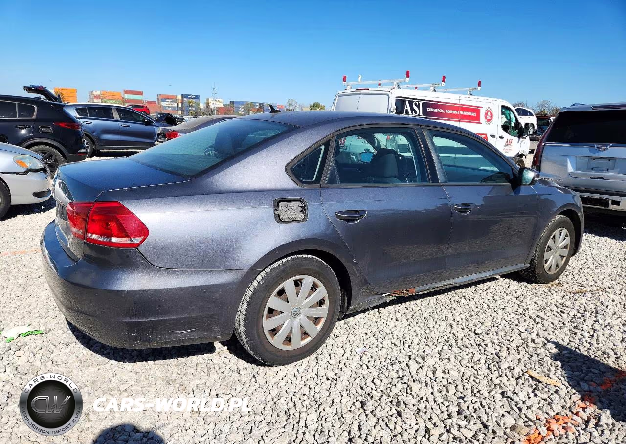 2013 Volkswagen Passat S VIN:1VWAP7A34DC005317 - 3