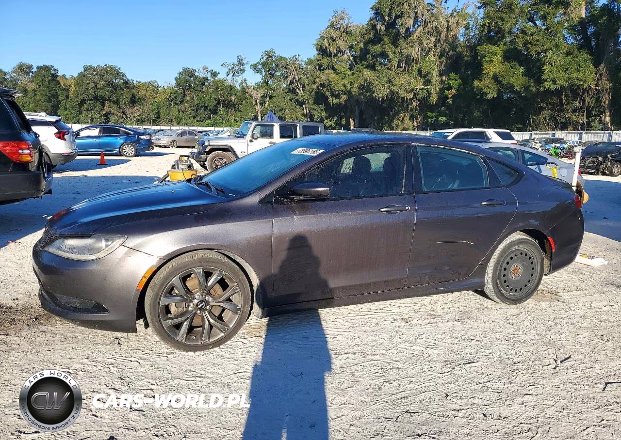 2015 Chrysler 200 S VIN:1C3CCCBGXFN667190 - 1