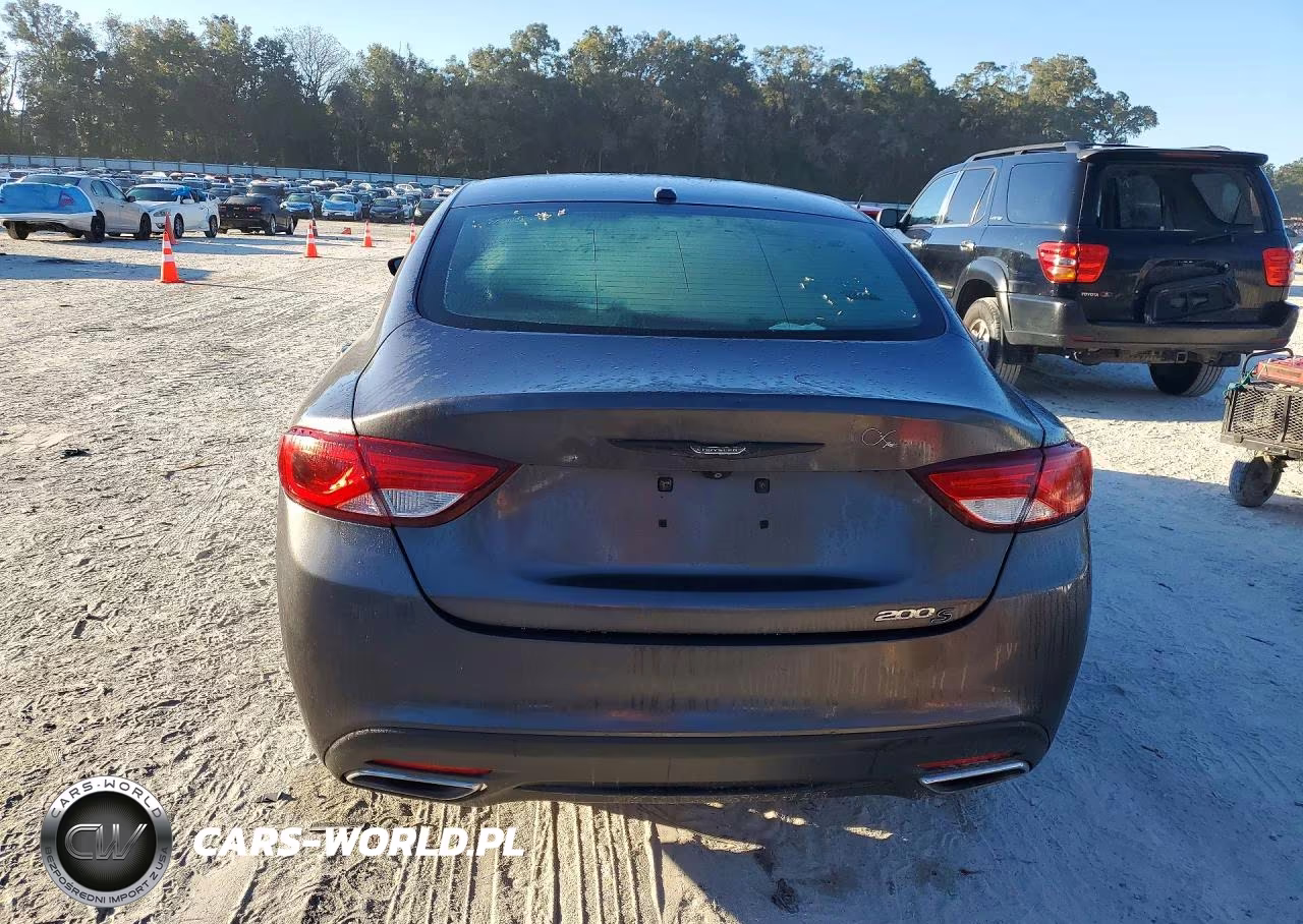 2015 Chrysler 200 S VIN:1C3CCCBGXFN667190 - 6