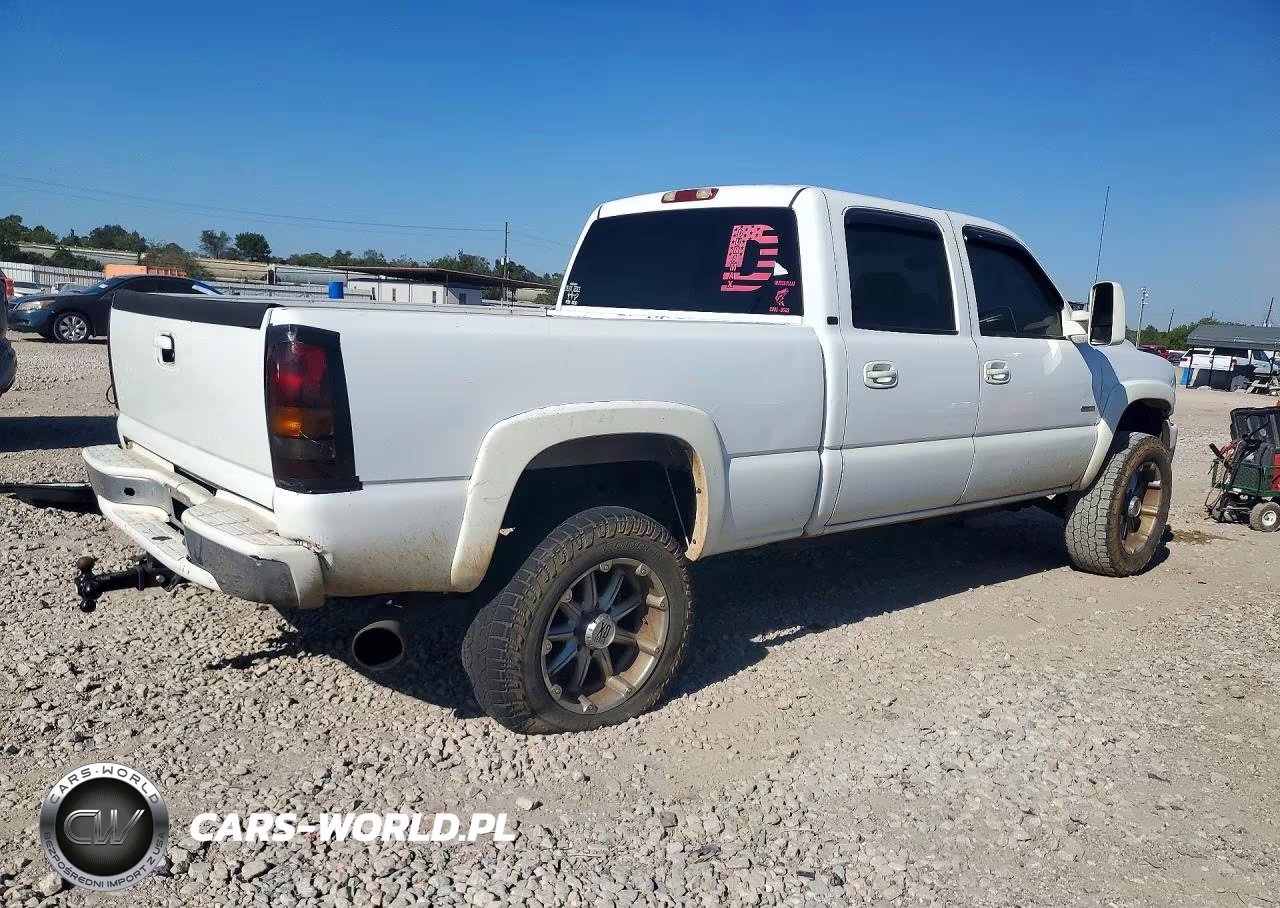 2002 Chevrolet Silverado C1500 Heavy Duty VIN:1GCHK23172F107088 - 3