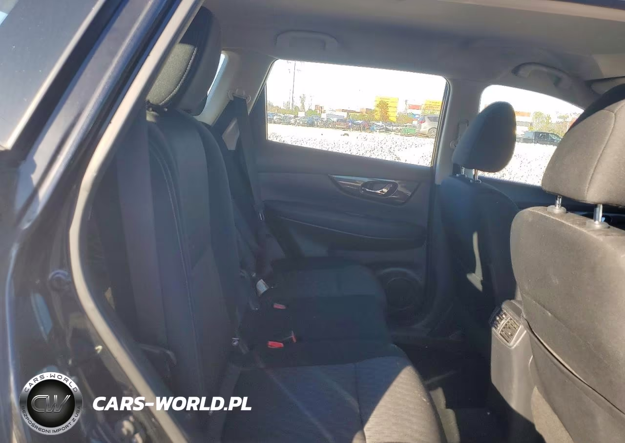 2017 Nissan Rogue S VIN:KNMAT2MV9HP601178 - 11