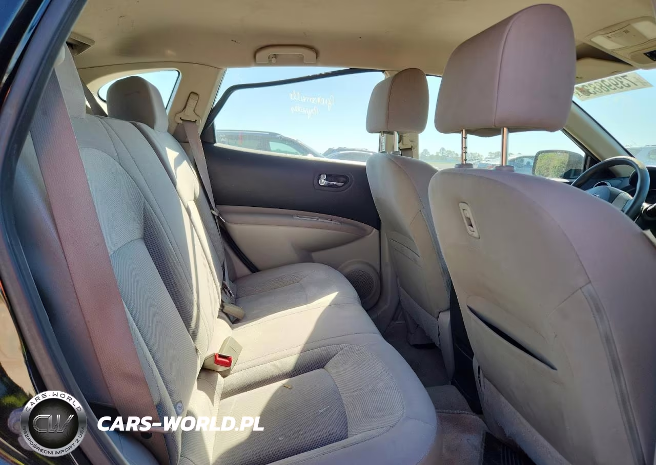 2014 Nissan Rogue Select S VIN:JN8AS5MV4EW201751 - 11