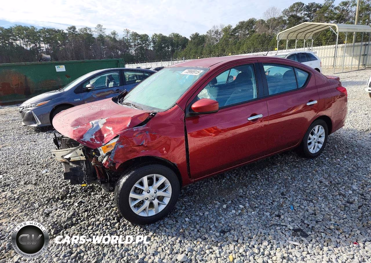 2018 Nissan Versa Sv – zdjęcie 1 z 12
