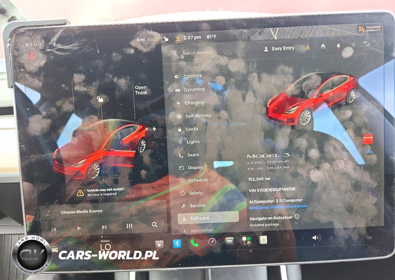 2018 Tesla Model 3 VIN:5YJ3E1EB5JF146136 - 9