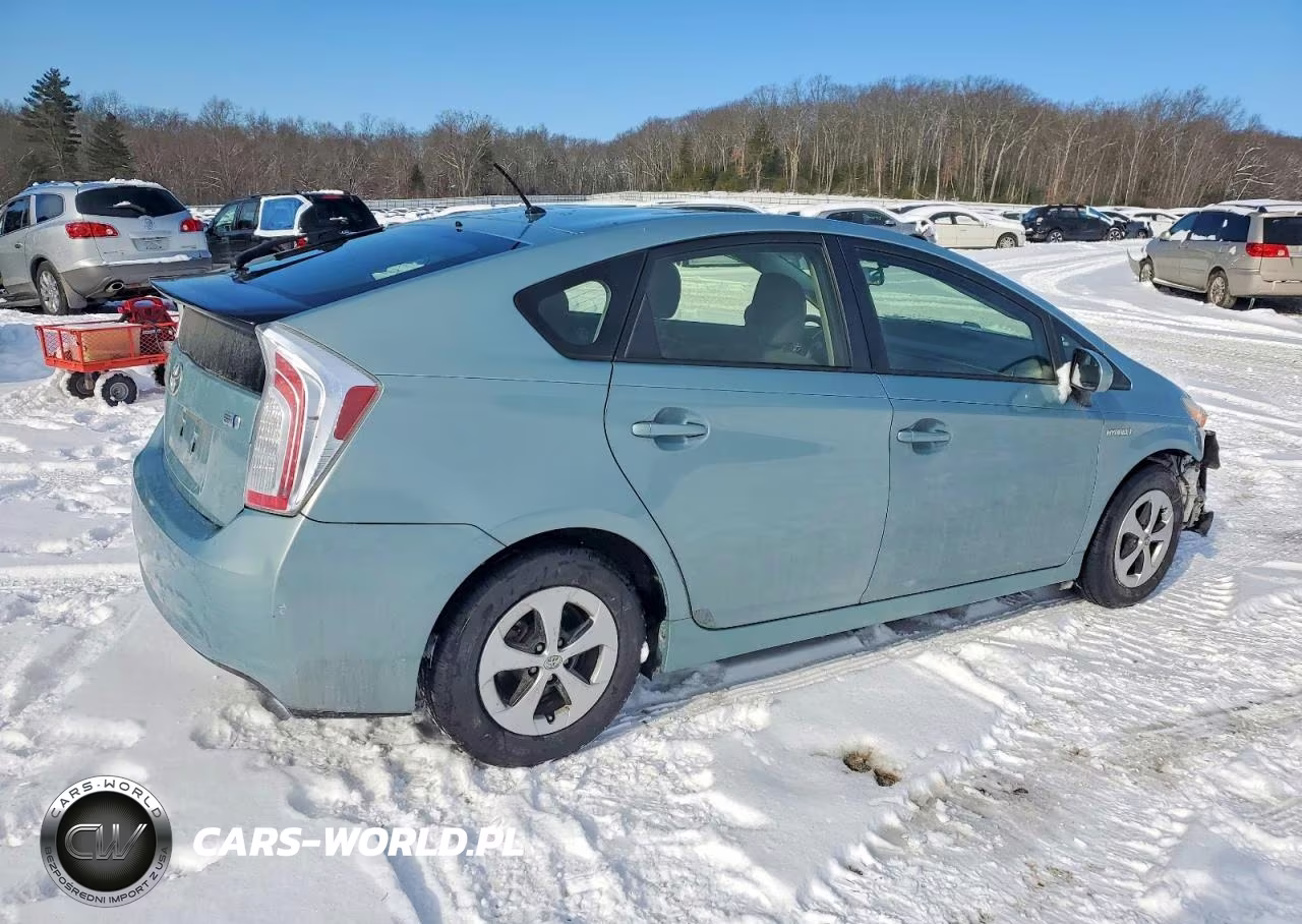 2012 Toyota Prius Two VIN:JTDKN3DU6C1550570 - 3