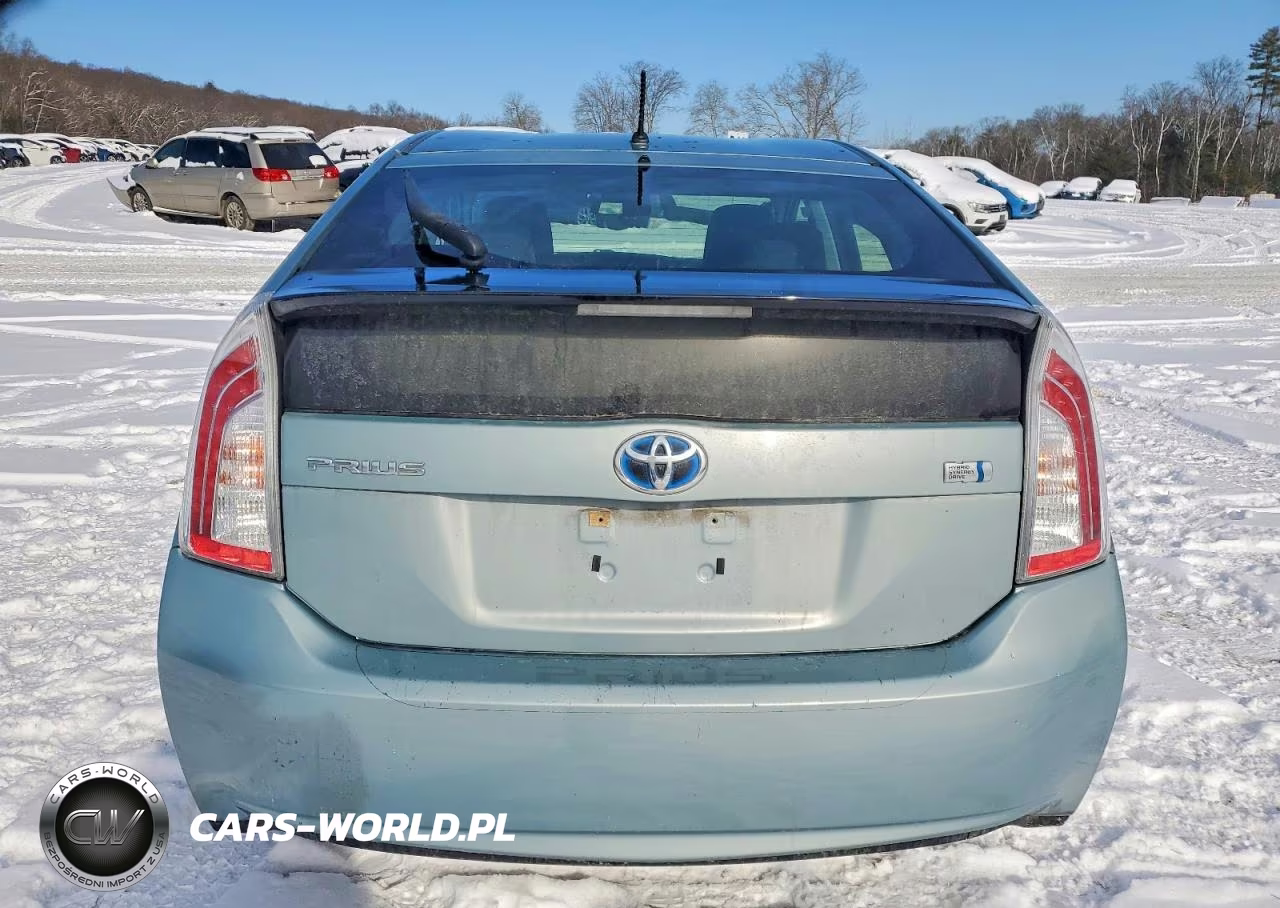 2012 Toyota Prius Two VIN:JTDKN3DU6C1550570 - 6