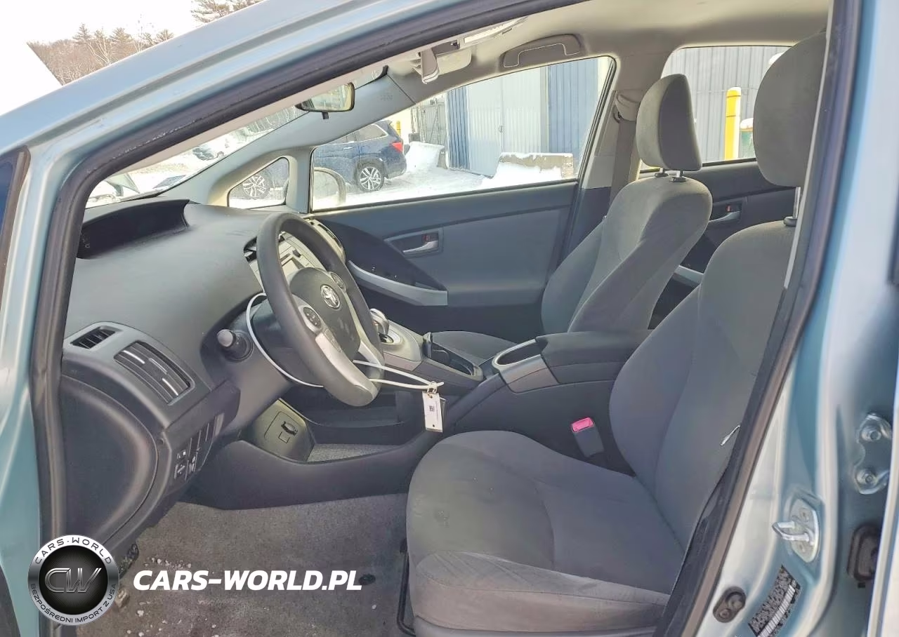 2012 Toyota Prius Two VIN:JTDKN3DU6C1550570 - 7