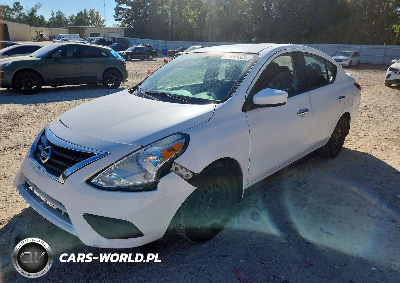 2016 Nissan Versa 1.6 Sv – zdjęcie 1 z 12