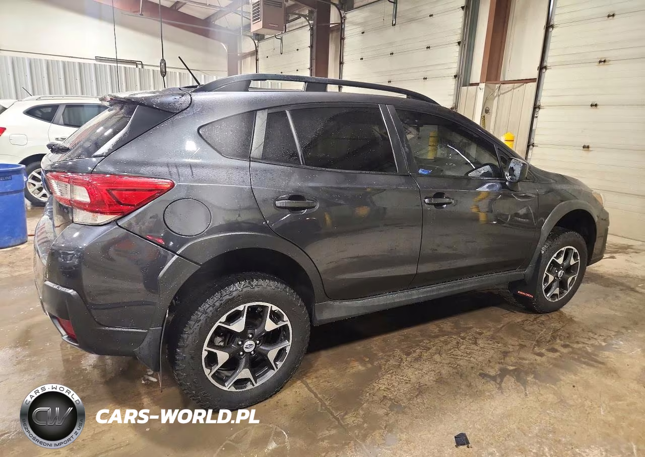 2018 Subaru Crosstrek VIN:JF2GTAAC0JH318077 - 3