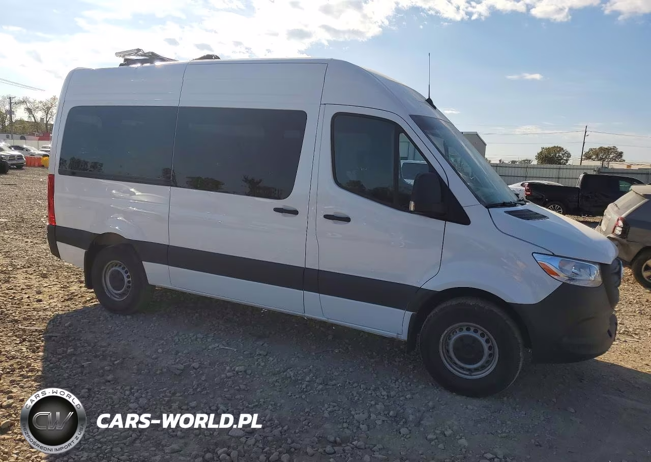 2026 Mercedes-Benz Sprinter 2500 VIN:W1Z4KFHY0TT615067 - 4