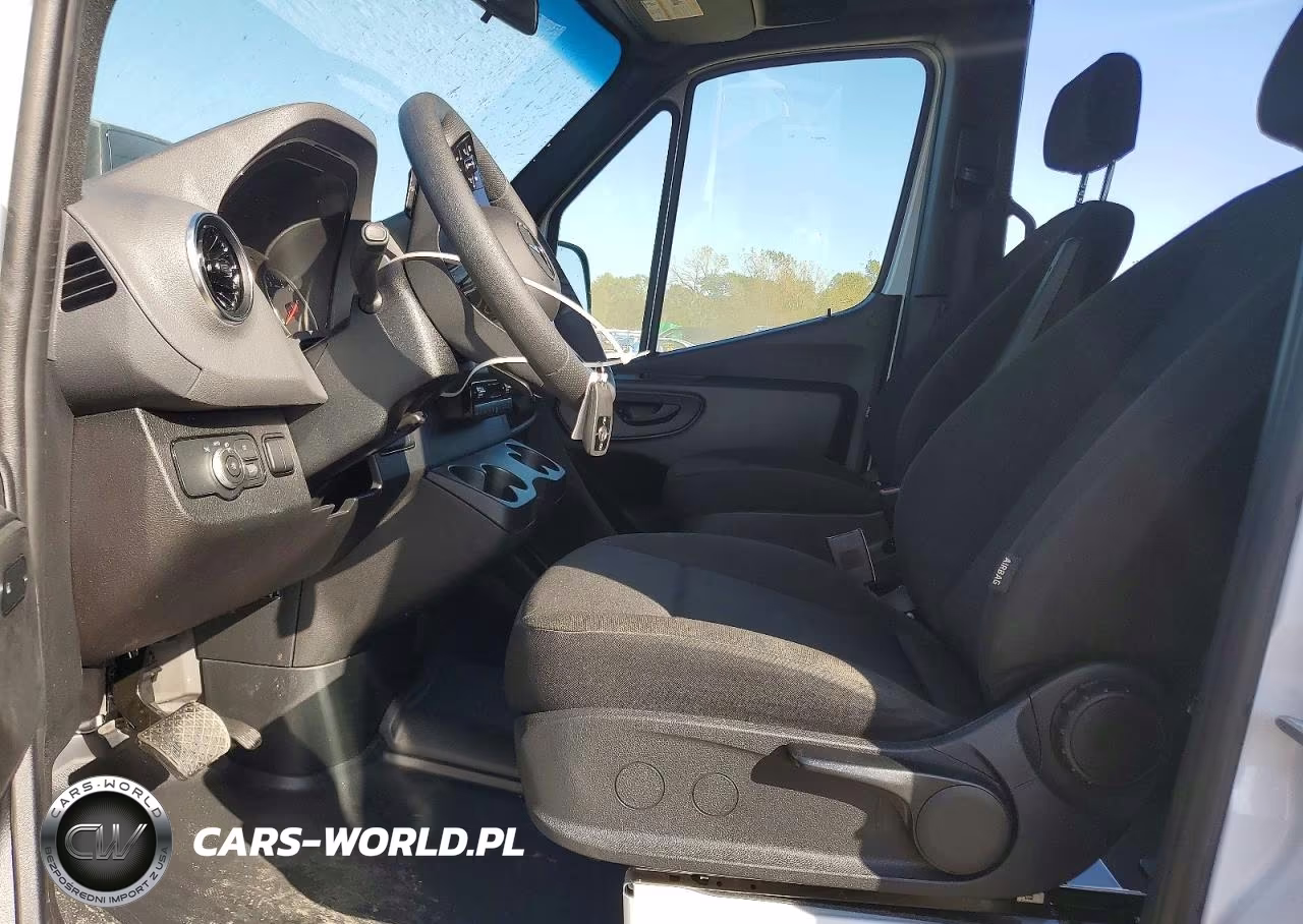 2026 Mercedes-Benz Sprinter 2500 VIN:W1Z4KFHY0TT615067 - 7