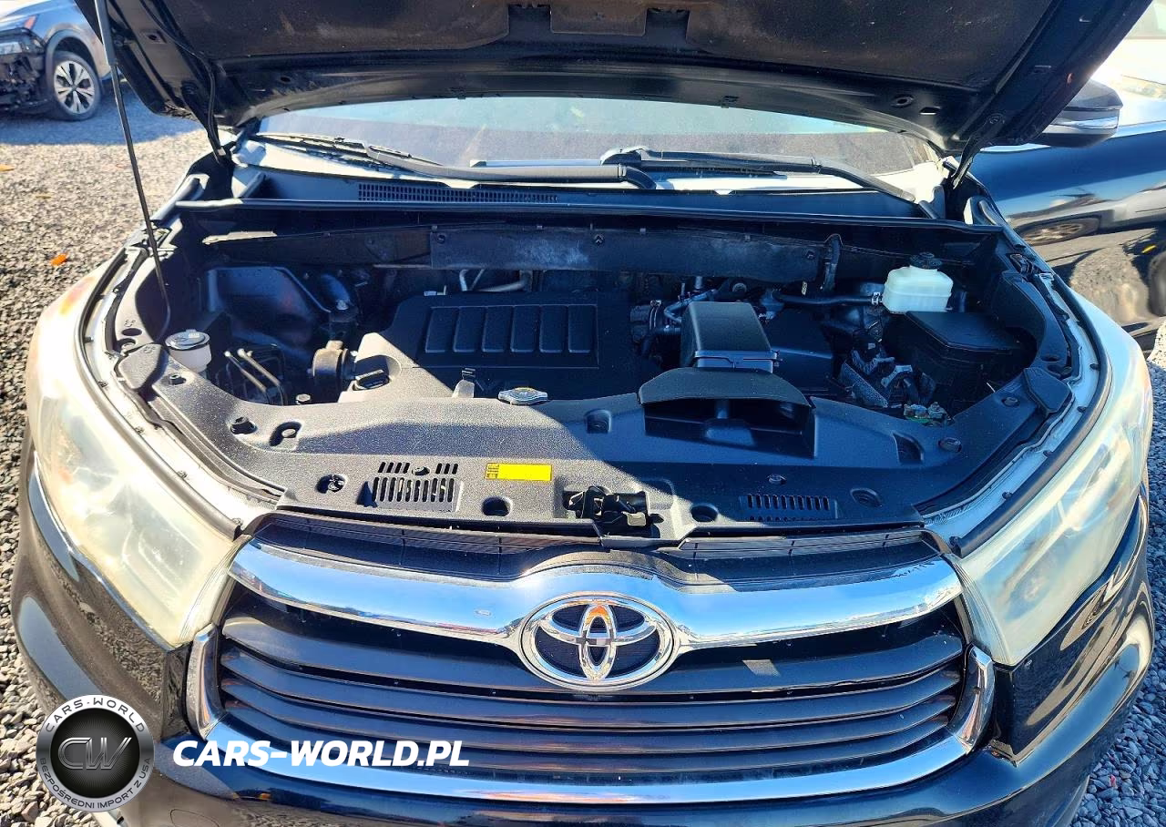 2015 Toyota Highlander Le VIN:5TDBKRFH0FS103283 - 12