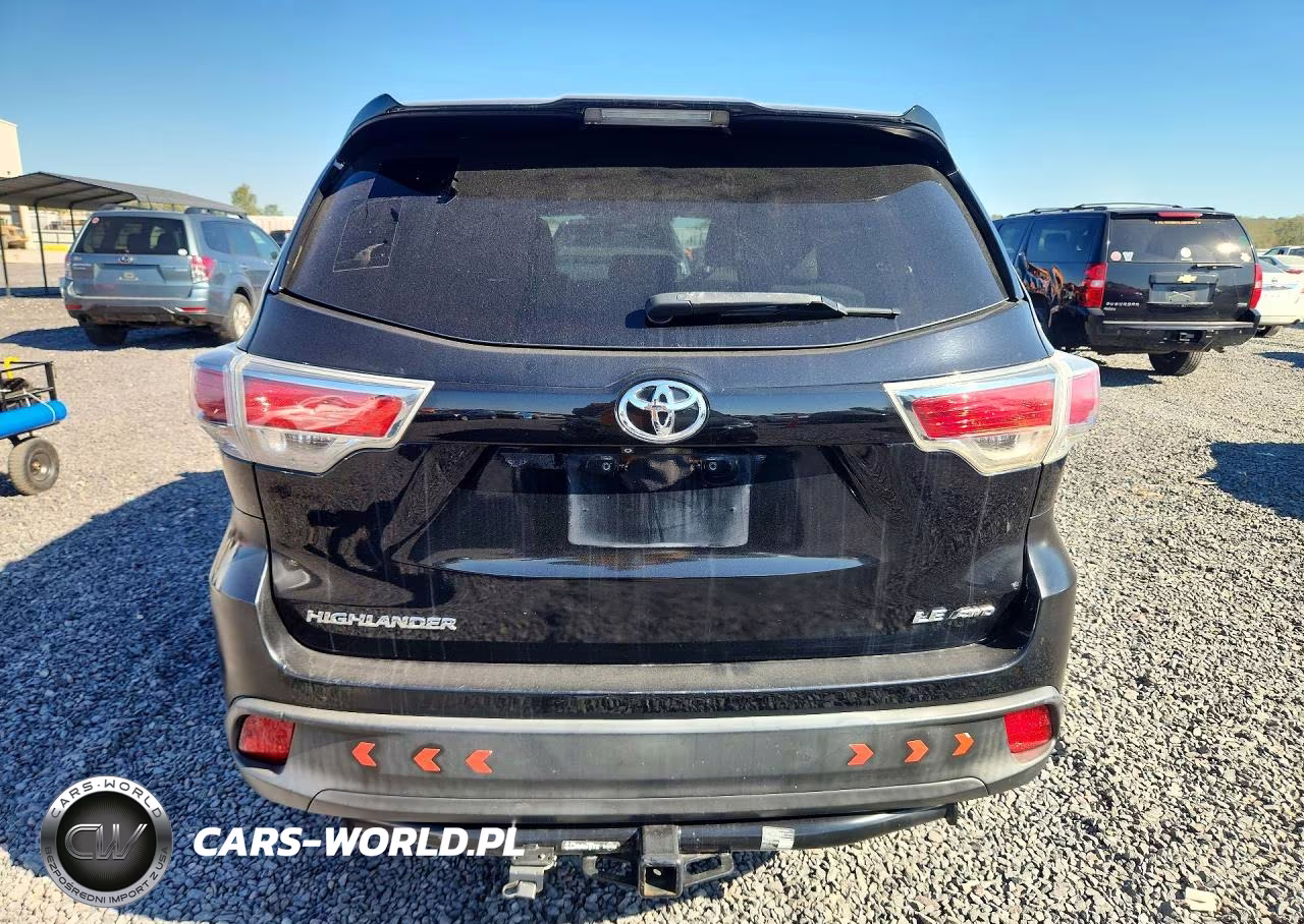2015 Toyota Highlander Le VIN:5TDBKRFH0FS103283 - 6