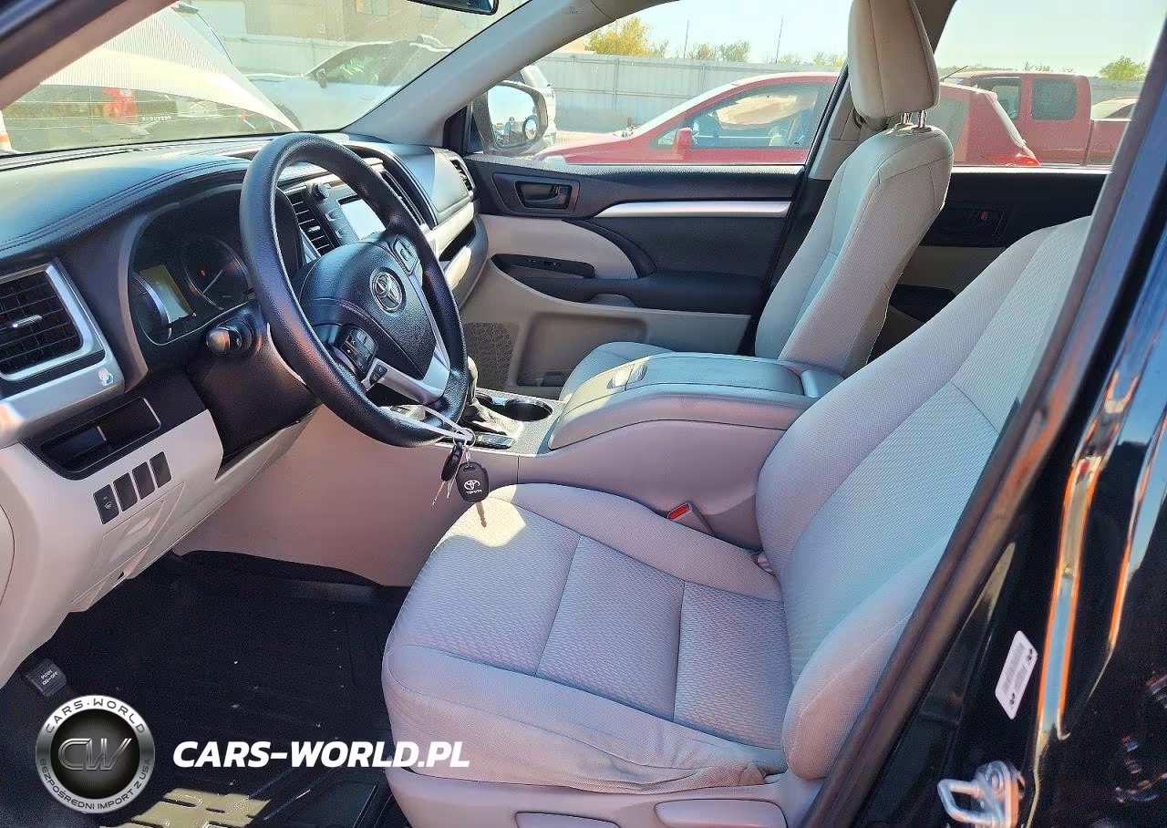 2015 Toyota Highlander Le VIN:5TDBKRFH0FS103283 - 7