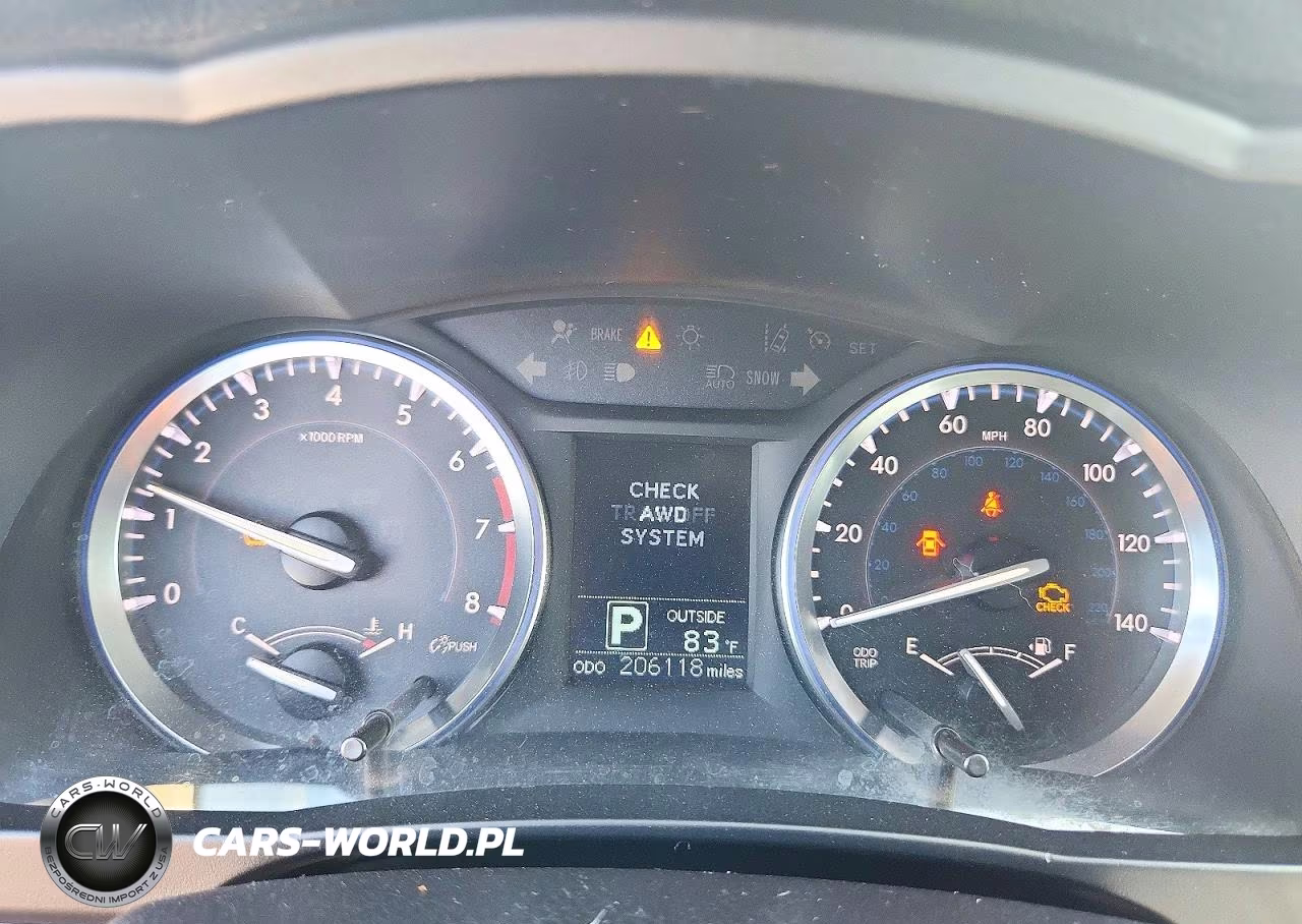 2015 Toyota Highlander Le VIN:5TDBKRFH0FS103283 - 9