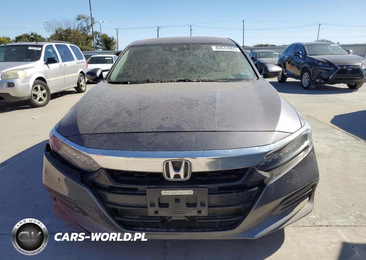 2018 Honda Accord Touring VIN:1HGCV2F92JA028895 - 5