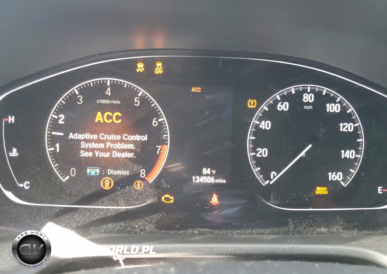 2018 Honda Accord Touring VIN:1HGCV2F92JA028895 - 9