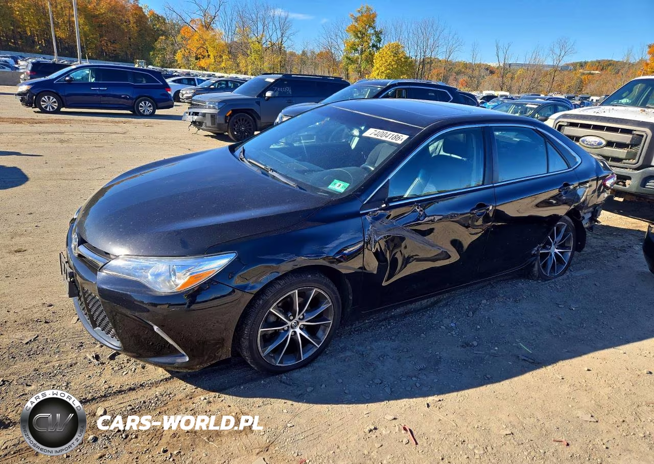 2015 Toyota Camry Xse