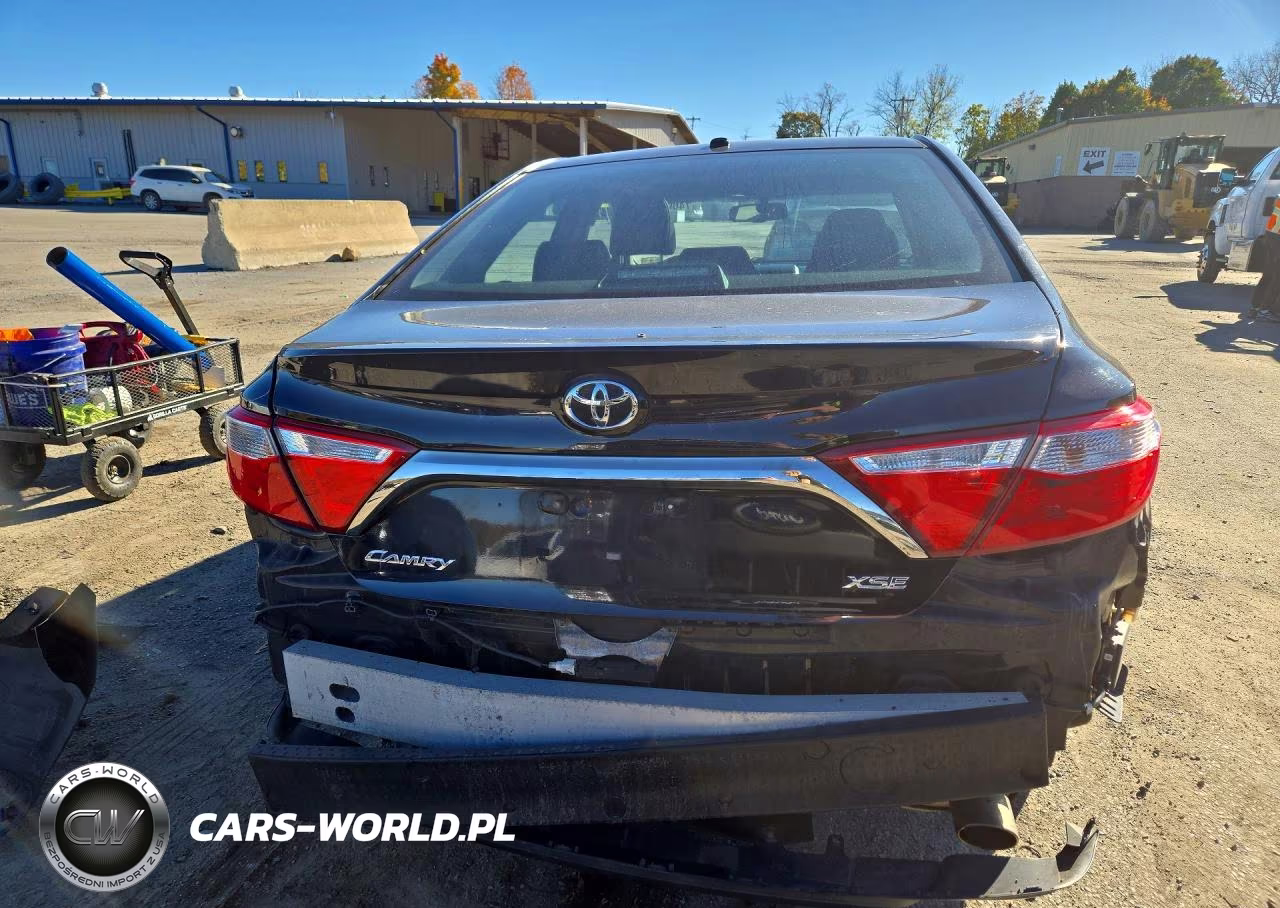 2015 Toyota Camry Xse VIN:4T1BF1FK2FU937970 - 7