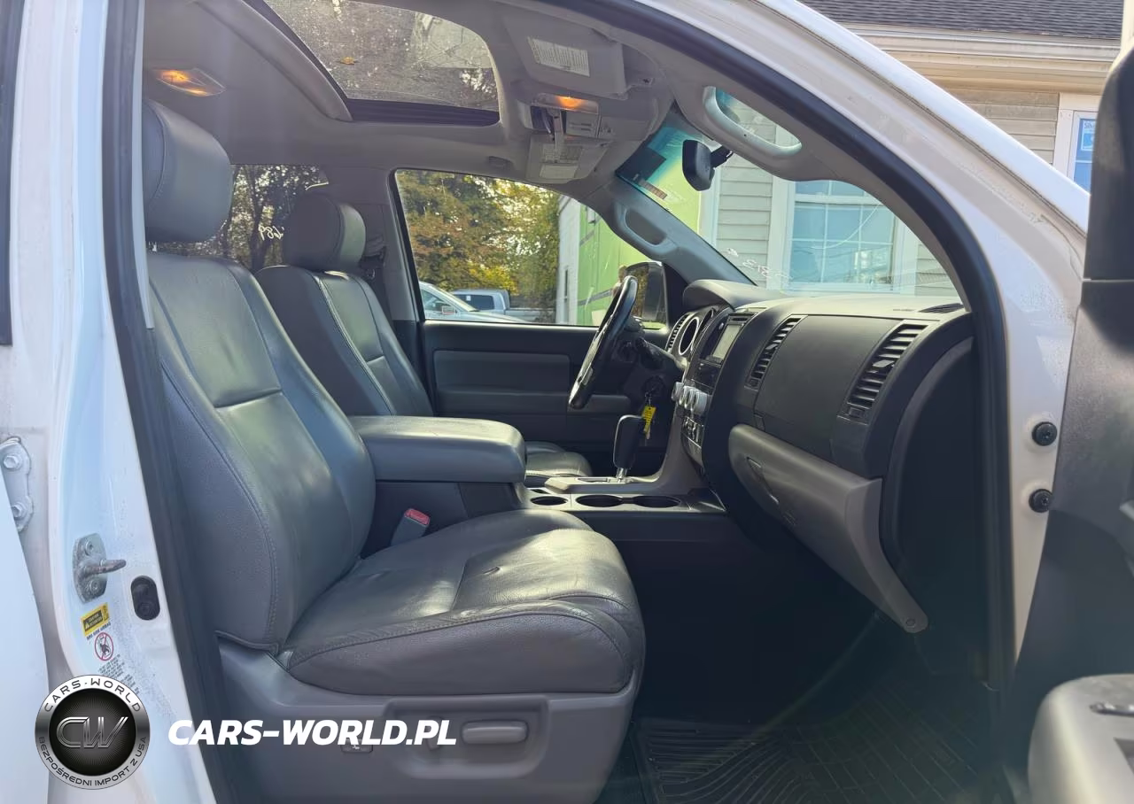 2014 Toyota Sequoia Sr5 VIN:5TDBY5G10ES100388 - 5
