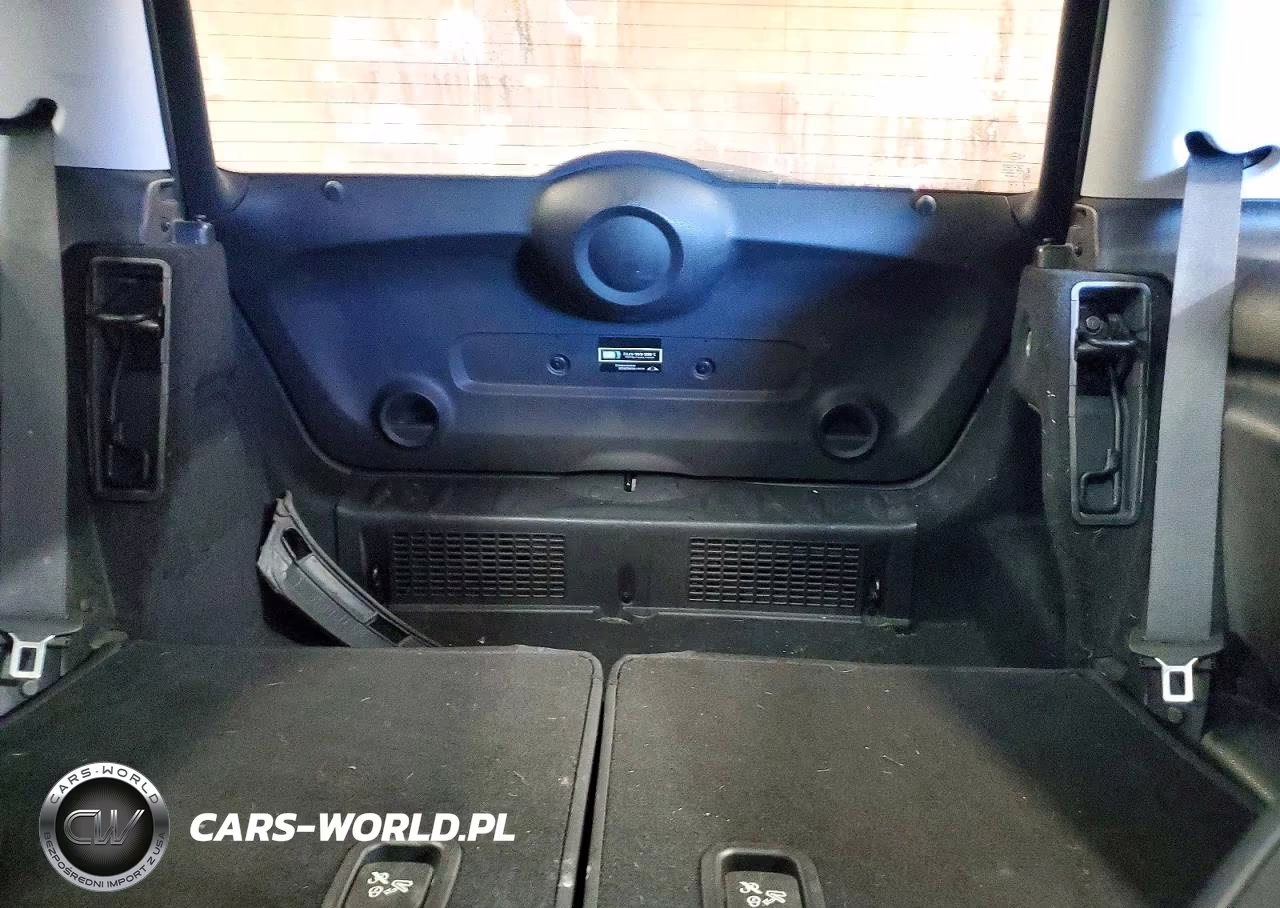 2007 Mini Cooper VIN:WMWMF33537TL78246 - 10