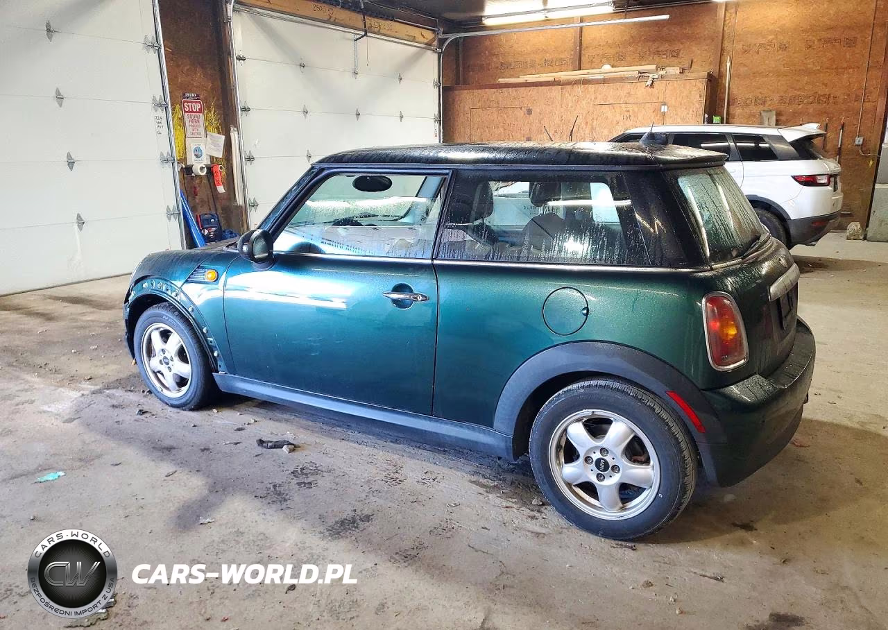 2007 Mini Cooper VIN:WMWMF33537TL78246 - 2