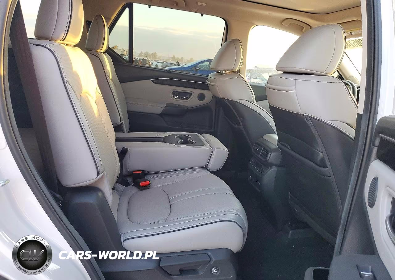 2024 Honda Pilot Elite VIN:5FNYG1H87RB026320 - 11